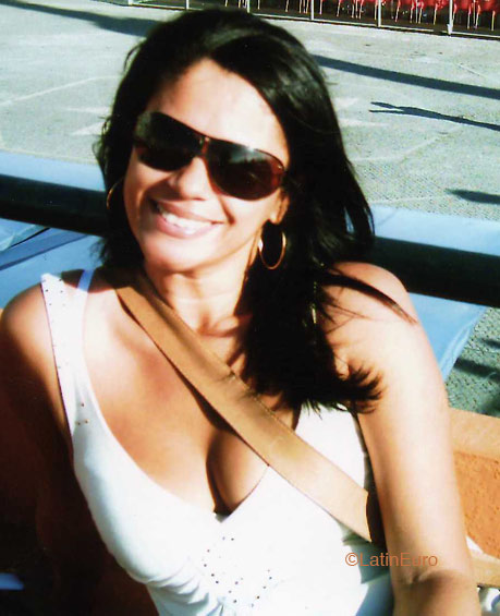 Date this passionate Brazil girl Martha from PORTO B4693
