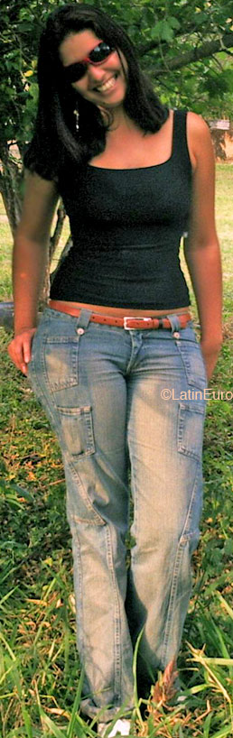 Date this hard body Brazil girl Karine from TRES RIOS B4767