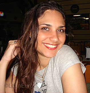 Date this fun Brazil girl Maristela from RIO DE JANEIRO B4798