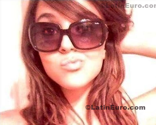 Date this happy Brazil girl Juliele-Brazili from Shego B488