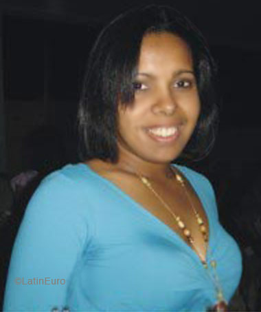 Date this hard body Brazil girl Patricia from SAO GERALDO B4923