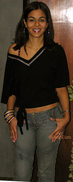 Date this foxy Brazil girl Maria from GOIANIA B5068
