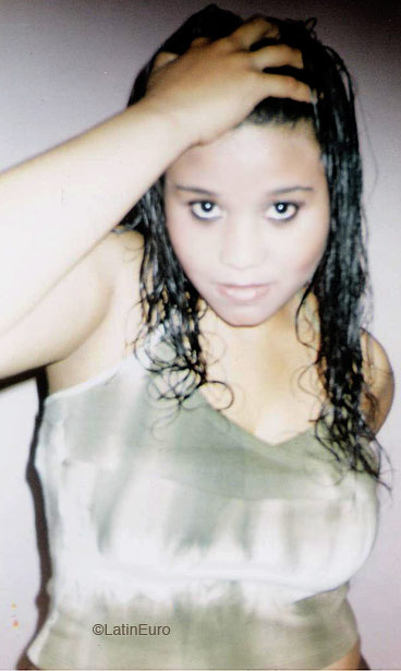 Date this cute Brazil girl Aline from SAO PAULO B5120