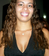 Date this happy Brazil girl Giselle from RIO DE JANEIRO B5165