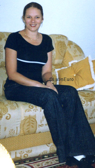 Date this beautiful Brazil girl Helena from CAMPO GRANDE B5555