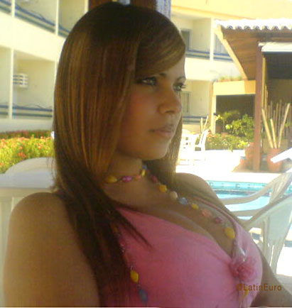 Date this pretty Brazil girl Marta from RECIFE B5701