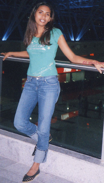 Date this georgeous Brazil girl Samara from RECIFE B5707