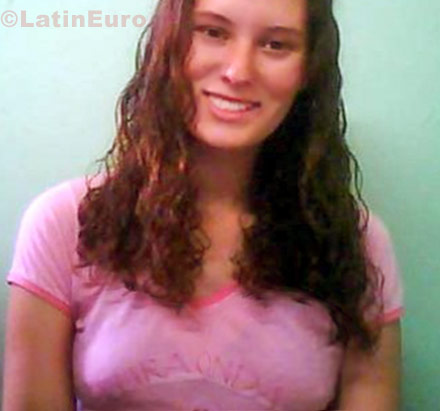 Date this happy Brazil girl Vanderleia from Toledo B572