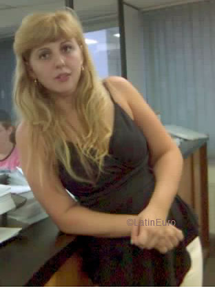 Date this tall Brazil girl Solange from SAO PAULO B5979