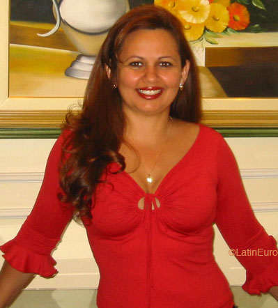 Date this stunning Brazil girl Silene from GOIANIA B6138