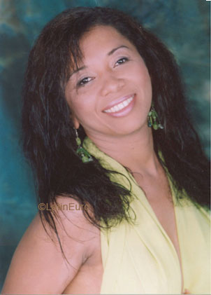 Date this funny Brazil girl Paula from  B6256