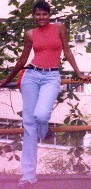 Date this beautiful Brazil girl Cristeane from BELFORD ROXO B6295