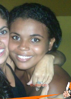 Date this funny Brazil girl Cibele from SALVADOR B6377