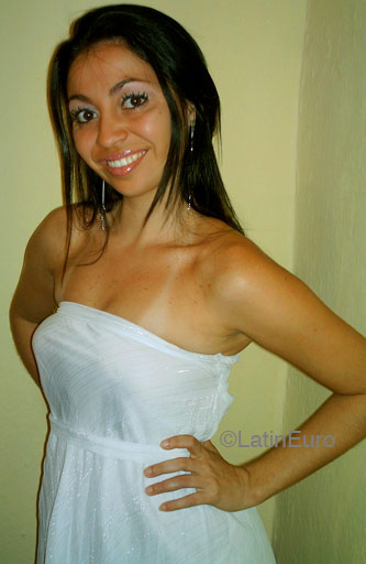 Date this sensual Brazil girl Neide from ITOBI B6410