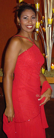 Date this athletic Brazil girl Ronilda from CORONEL FABRICIANO B6731