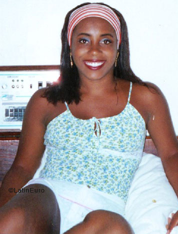 Date this exotic Brazil girl Flavia from RENASCENCA B6847