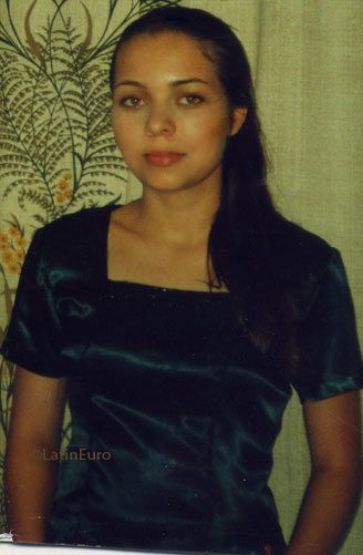 Date this charming Brazil girl Elizangela from SAO PAULO B7001