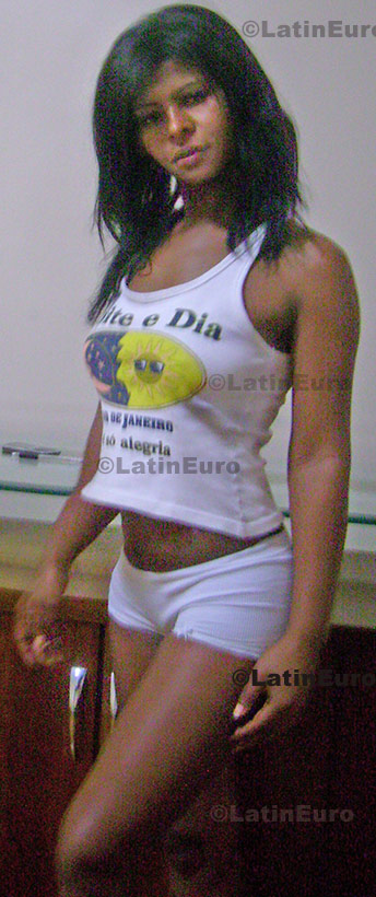Date this exotic Brazil girl Luciana from Rio De Janeiro B708