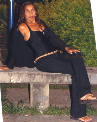 Date this cute Brazil girl Jamira from RIO DE JANEIRO B7380