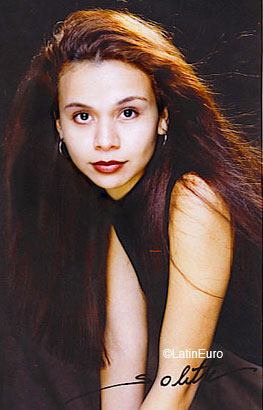 Date this happy Brazil girl Paula from CAMPO MOURAO B7812