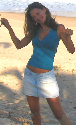 Date this athletic Brazil girl Mercia from SALVADOR B7825