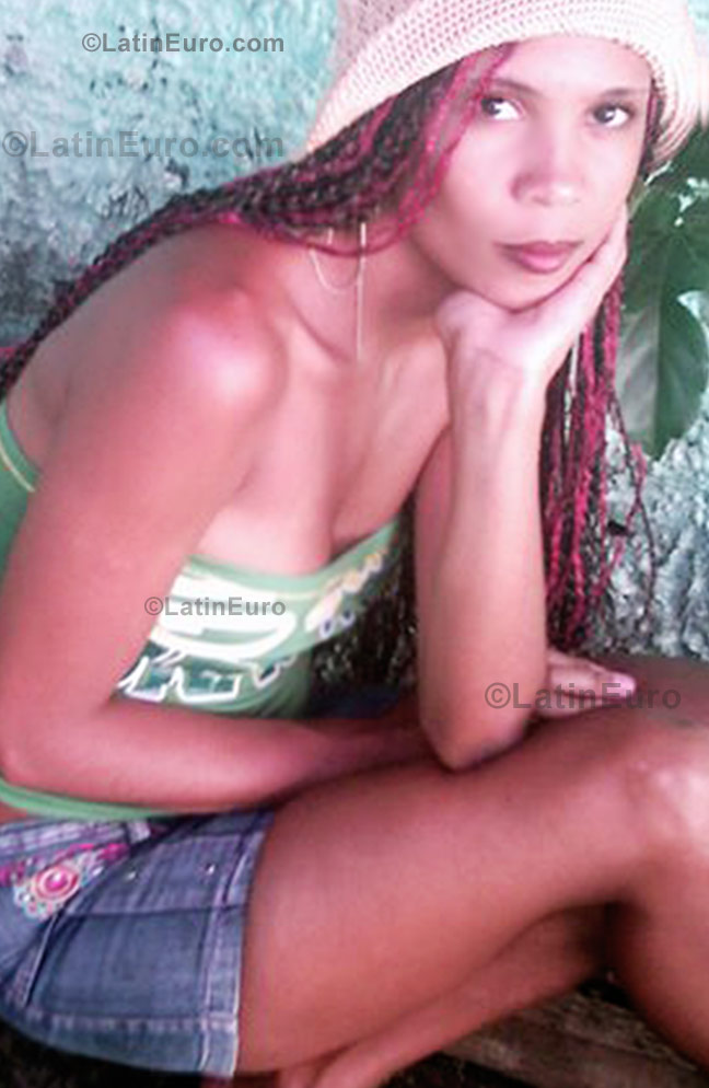 Date this delightful Brazil girl Iszailani from Camacari B787