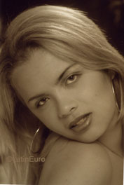 Date this good-looking Brazil girl Caroline from PARA DE MINAS B8086