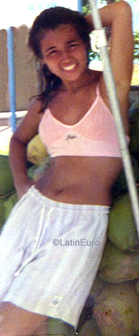 Date this voluptuous Brazil girl Ana from SAO PAULO B8105