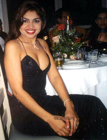 Date this foxy Brazil girl Ana from PIRACICABA B8380