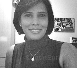 Date this nice looking Brazil girl Marcia from Moji Guacu B866