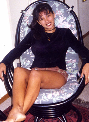 Date this beautiful Brazil girl Elizabeth from MANAUS B8749