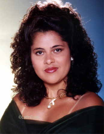 Date this cute Brazil girl Rose from CAMPO GRANDE B8775
