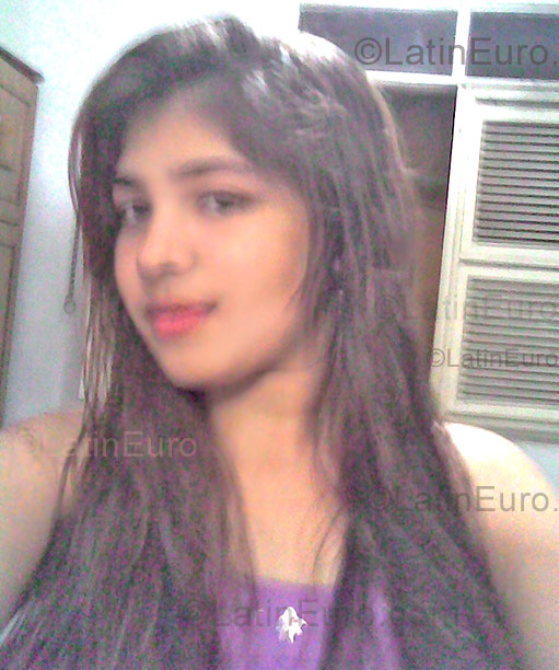 Date this stunning Brazil girl Hayanne from Fortaleza B890