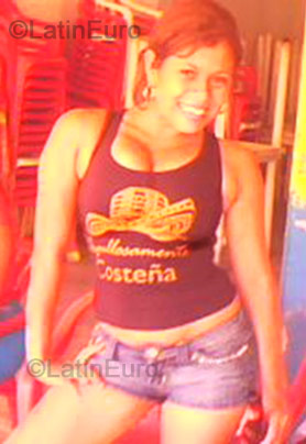 Date this good-looking Colombia girl Angelica from Santa Marta C7972