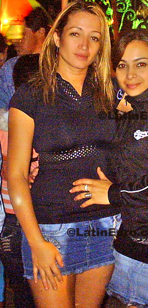 Date this nice looking Colombia girl Sandra from Medellin C8025