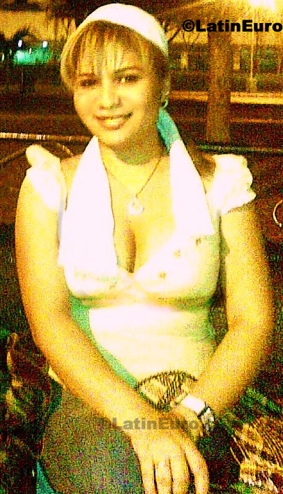 Date this exotic Colombia girl Edna- from Bucaramanga C8156