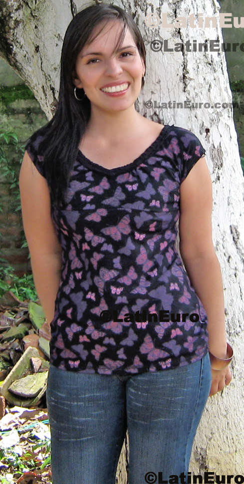 Date this passionate Colombia girl Catalina from Bucaramanga C8162