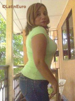 Date this beautiful Colombia girl Juana from Barranquilla C8308