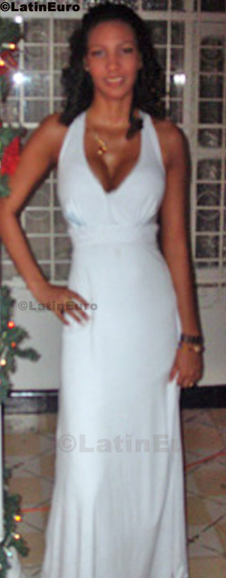 Date this beautiful Colombia girl Monica from Barranquilla C8458