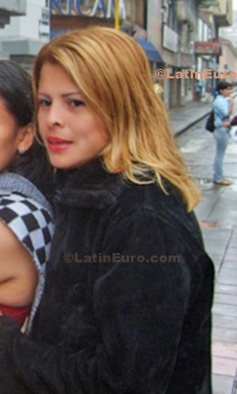 Date this stunning Colombia girl Elizabeth from Cali C8590
