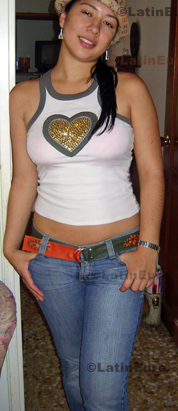 Date this good-looking Colombia girl Vanessa from Cali C8606