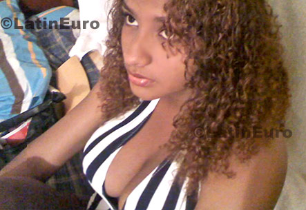 Date this cute Colombia girl Sandra- from Cali C8624