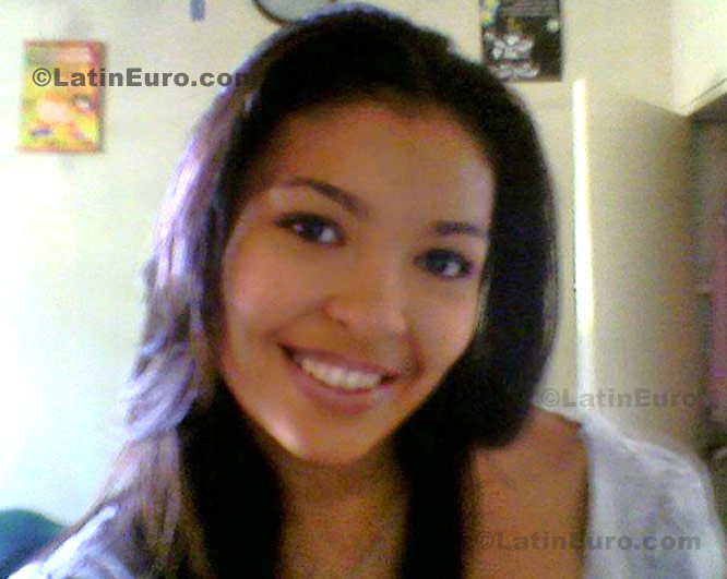 Date this young Colombia girl Luisa from  C8630