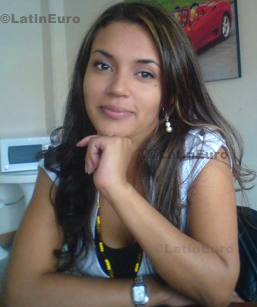 Date this charming Colombia girl Helent from Envigado C8636