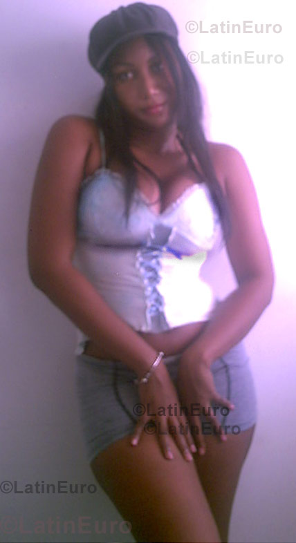 Date this foxy Colombia girl Margarita from  C8660