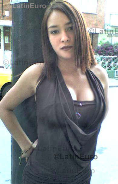 Date this passionate Colombia girl Nancy from Bogota C8703