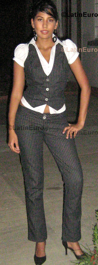 Date this young Colombia girl Oriana from Cucuta C8783