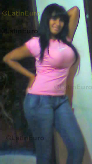 Date this lovely Colombia girl Leidis from Valledupar C8807