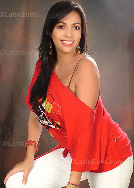 Date this beautiful Colombia girl Milena from Medellin C8833