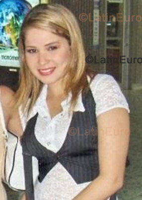 Date this stunning Colombia girl Laura from Barranquilla C8848